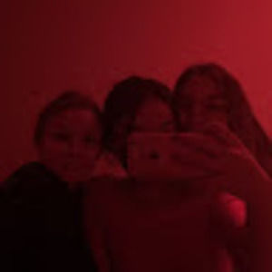 Meet your Posher, Lydia